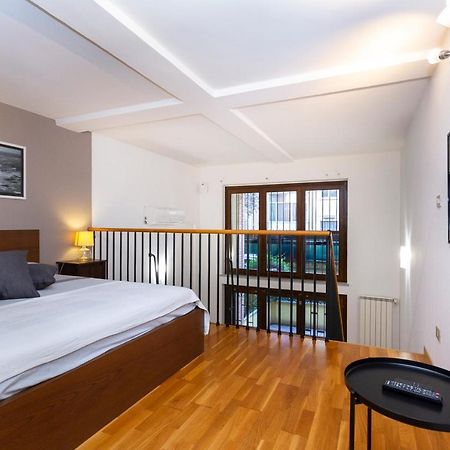 Loft - L'Isola Che Non C'E. Apartment Turin Bagian luar foto